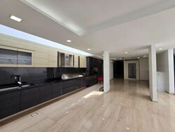 Cairnhill Road (D9), Terrace #462772521